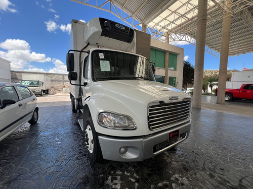 Freightliner Chasis Cabina Bussines Class 2015