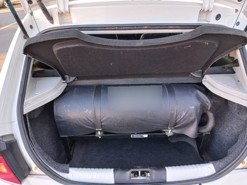 Imagen 2 de 11 de Volkswagen Gol Trend 2017 1.6 Serie 101cv 5p