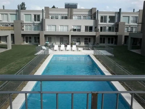 Departamento En Alquiler En Condominio Harmony , Pilar