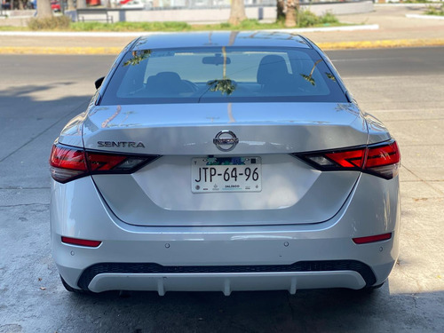 Nissan Sentra 2.0 Advance Cvt