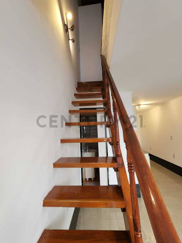 Alquiler Departamento Tipo Ph 2 Ambientes, Lanus Oeste.