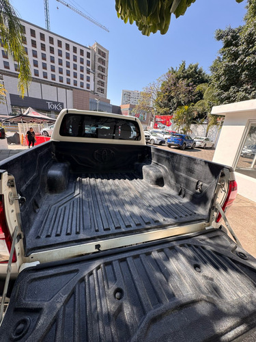 Toyota Hilux 2024