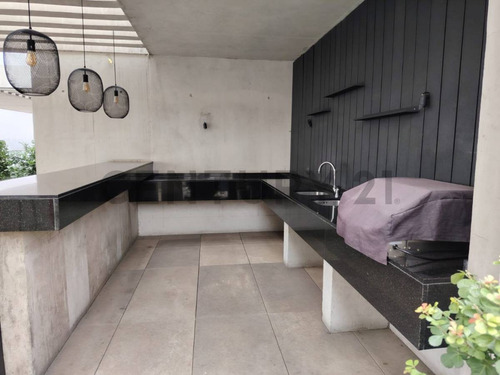 Comodo Departamento En Arriendo En Av. La Dehesa