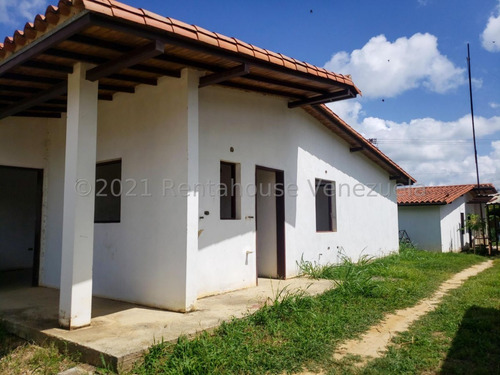 Imagen 21 de 30 de Casas En Venta Cabudare La Montañita, Arnaldo J. López Tlf. 04245257450 Codigo 22-1646 Lara, Venezuela