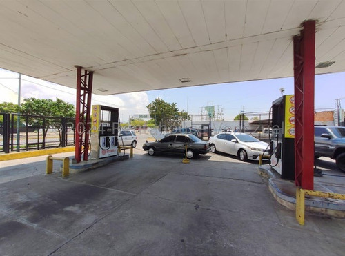 Lisbeth Delgado Vende Estación De Servicio En Plena Av. Libertador En Barquisimeto Cod.25-3485 Excelente Oportunidad De Inversión
