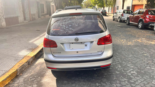 Volkswagen Suran 1.6 Trendline 11b