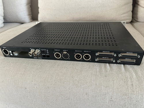 Interface Universal Áudio Apollo 16 Firewire Prateado (Usado)