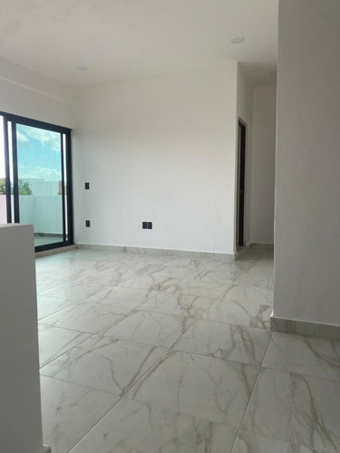 Venta De Casa En Fraccionamiento Aqua By Cumbres