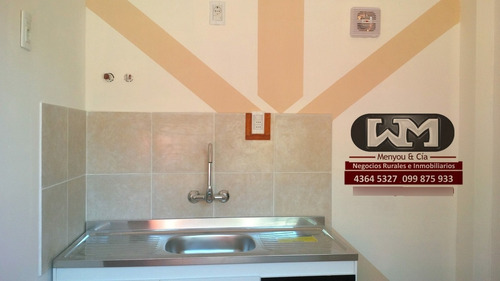 Venta Casa Conteiner Trinidad Flores 2 Dormitorios Baño