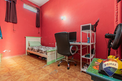 Venta Casa 4 Amb. C/garage, Patio Jardin Y Terraza