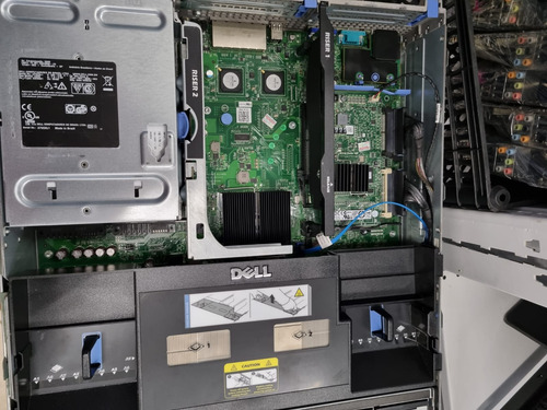 Servidor Dell Poweredge R710 2 Xeon 32gb 05 Hd's 300gb Sas (Usado)