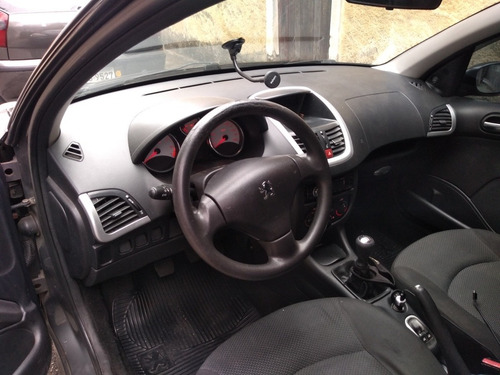 Peugeot 207 Passion 1.4 Xr Flex 4p 2012