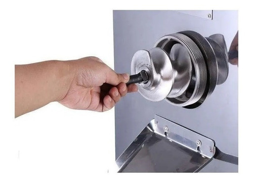 Imagen 2 de 3 de Picadora Carne N 32 Electrica Motor 2hp Acero Inox 350k/h
