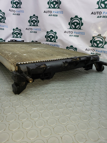 Radiador Renault Megane 2 2.0 T/a 04-08 Original (Usado)