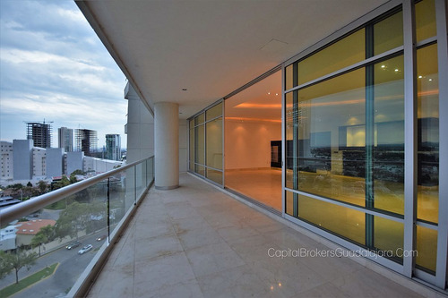 Departamento De Lujo En Venta En Torre Zsense Andares