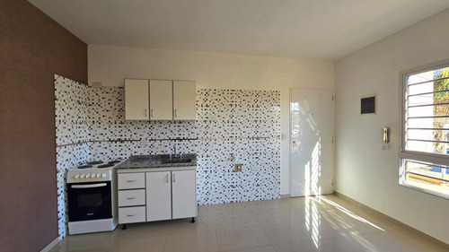 Departamento 2 Ambientes- Alquiler- San Justo.-