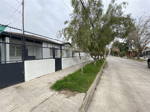 Gran Terreno Casa En Venta De 4 Dorm. En La Cisterna