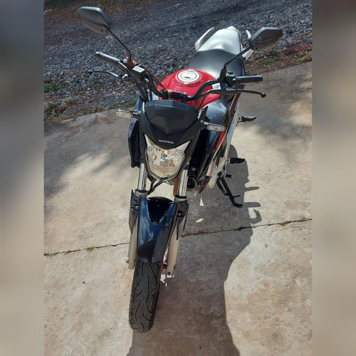 Imagem 4 de 6 de Honda Twister