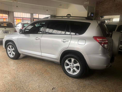 Toyota Rav4 2.4 4x2 At 2010