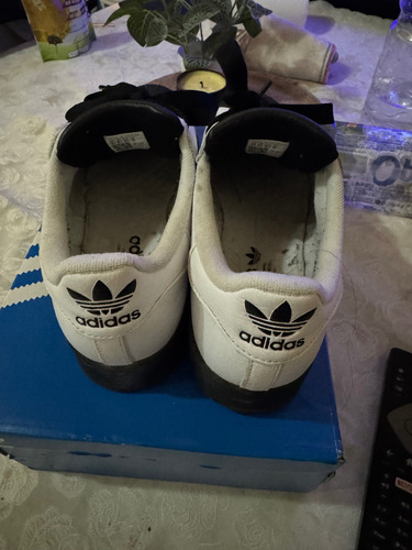 Adidas Superstar 2 Black And White 41 Usadas (Usado)