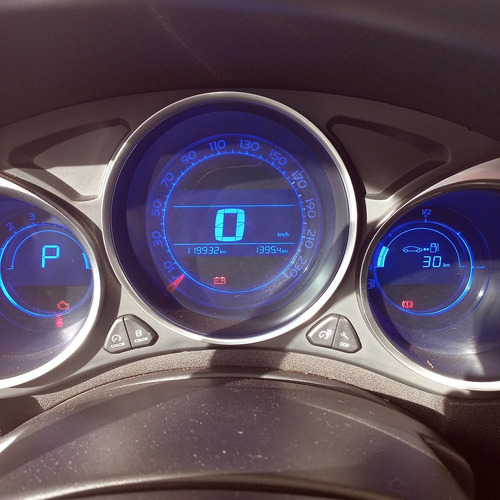 Imagen 17 de 20 de Citroën C4 Lounge Feel At 6