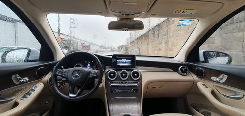 Imagen 10 de 15 de Mercedes-benz Clase Glc 2018 2.0 300 Off Road At
