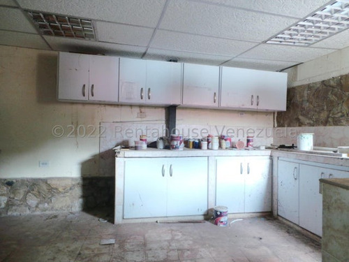 Galpon En Excelente Precio En El Limon Venta Area Carga Descarga Luz Trifasica Oficinas Sala Reuniones Negociable Estef 24-14205