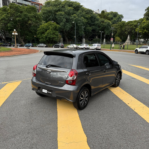 Toyota Etios 1.5 Xls At