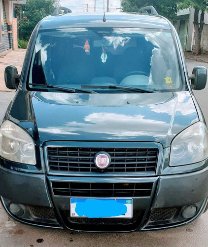 Imagem 5 de 10 de Fiat Doblo 2013 1.8 16v Essence Flex 5p