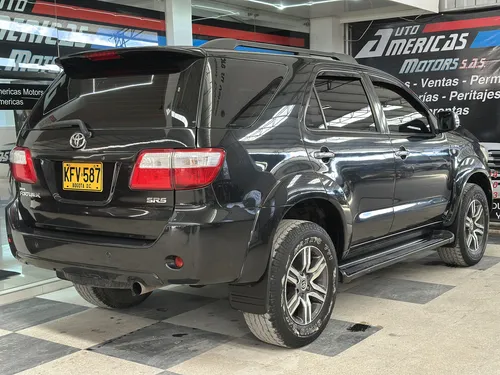 Toyota Fortuner 2.7l 4x2