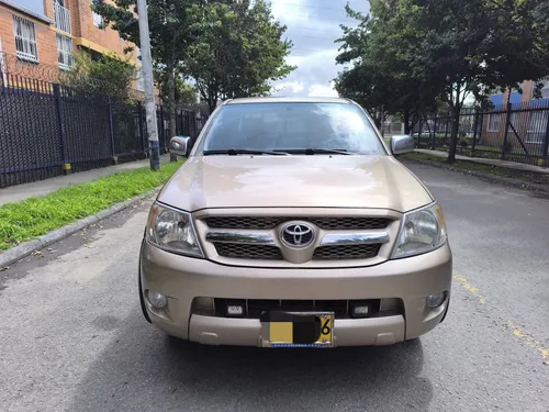 Toyota Hilux 2.7 Imv 4x2