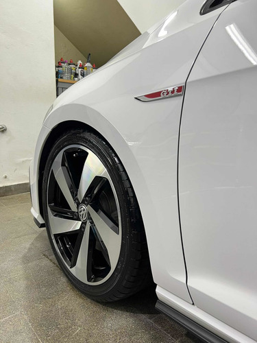 Imagen 5 de 10 de Volkswagen Golf 2018 2.0 Gti Tsi App Connect