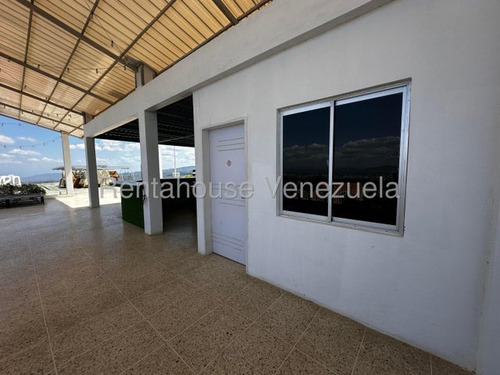 Restaurant En Alquiler En Barquisimeto El Manzano Posee Impresionante Vista Y Esta En Impecables Condiciones Cod 25 19204 Comunicate Soy Gabi Irastorza