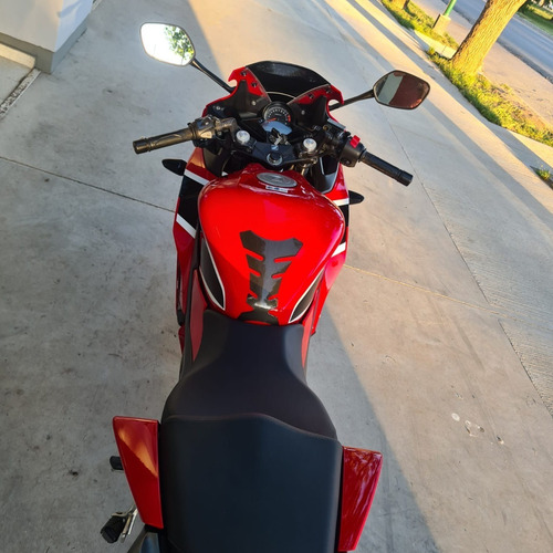 Imagen 11 de 15 de Honda Cbr 300 R Usada - Modelo 2018 - Cbr 300r