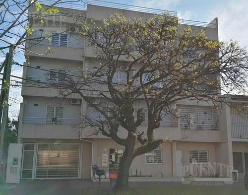 Imagen 1 de 2 de Departamento - Banfield