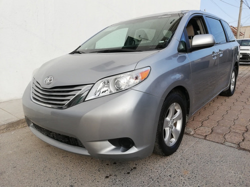 Toyota Sienna 2017 3.5 Le At