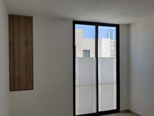 Imagen 4 de 14 de Hermosa Casa En Renta, Fracc. Puerta De Piedra