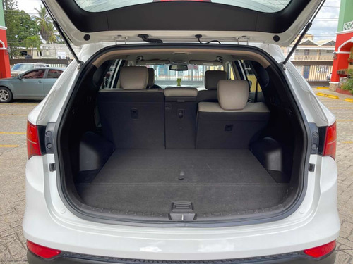 Imagen 13 de 15 de Hyundai Santa Fe Sport Americana