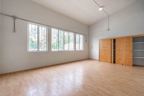 Imagen 5 de 22 de Renta O Venta Con Uso De Suelo En Las Lomas