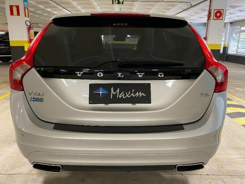Volvo V60 Momentum