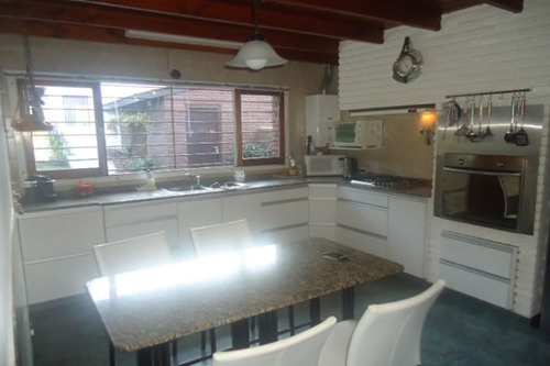 Imagen 25 de 30 de Excelente Propiedad Construida Sobre Un Lote De 1500m2 Cuenta Con Todos Los Servicios