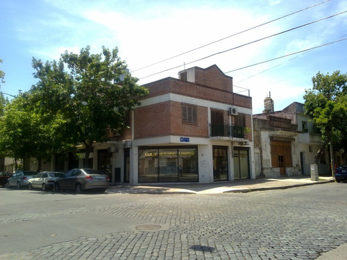 Imagen 2 de 7 de Local Comercial De 26 M2. - Oportunidad!!!!!!!