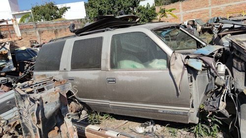 Cristal Trasero Puerta Tahoe 93 95 97 98 Cheyenne Partes (Usado)