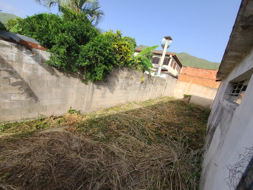Terreno Con Casa En Barrio Sucre Las Delicias - Jb