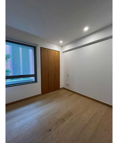 En Alquiler Lujoso Apartamento En Lomas De Las Mercedes