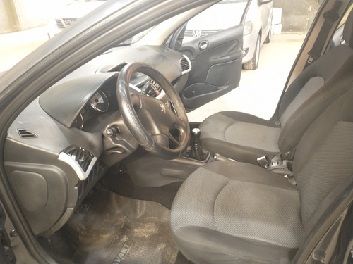 Peugeot 207 Compact 1.4 Xs 4ptas 2011-permuto Financio