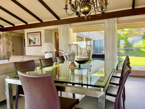 Imagen 17 de 30 de Casa En Venta Playa Mansa Frente Al Mar Cuatro Dormitorios - Punta Del Este Mansa