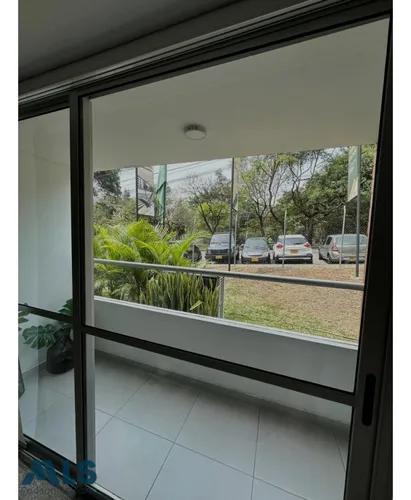 Cesión De Derechos En Robledo Altamira(mls#248865)