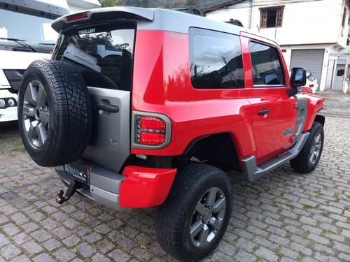 Troller T4 2015 3.2 2p