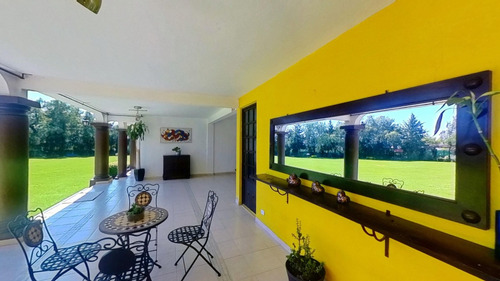 Terreno Para Jardín De Eventos Con Instalaciones